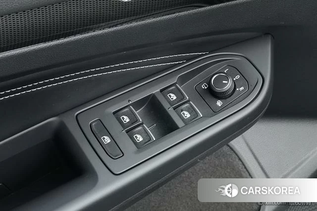 Volkswagen Golf id 4275204 из Китая 23