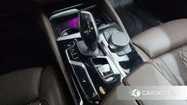 BMW 5 Series (G30) id 3389264 из Кореи 19