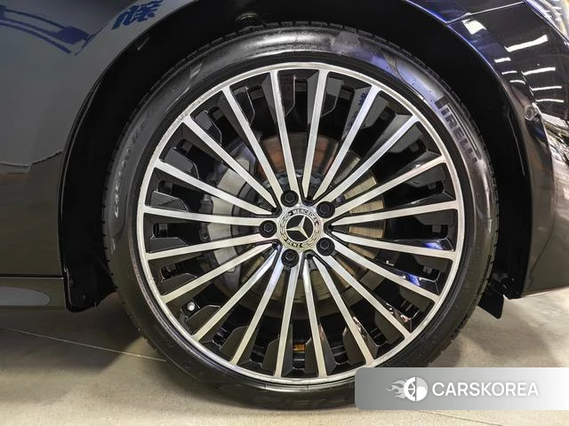 Mercedes-Benz E-class id 4298463 из Китая 14
