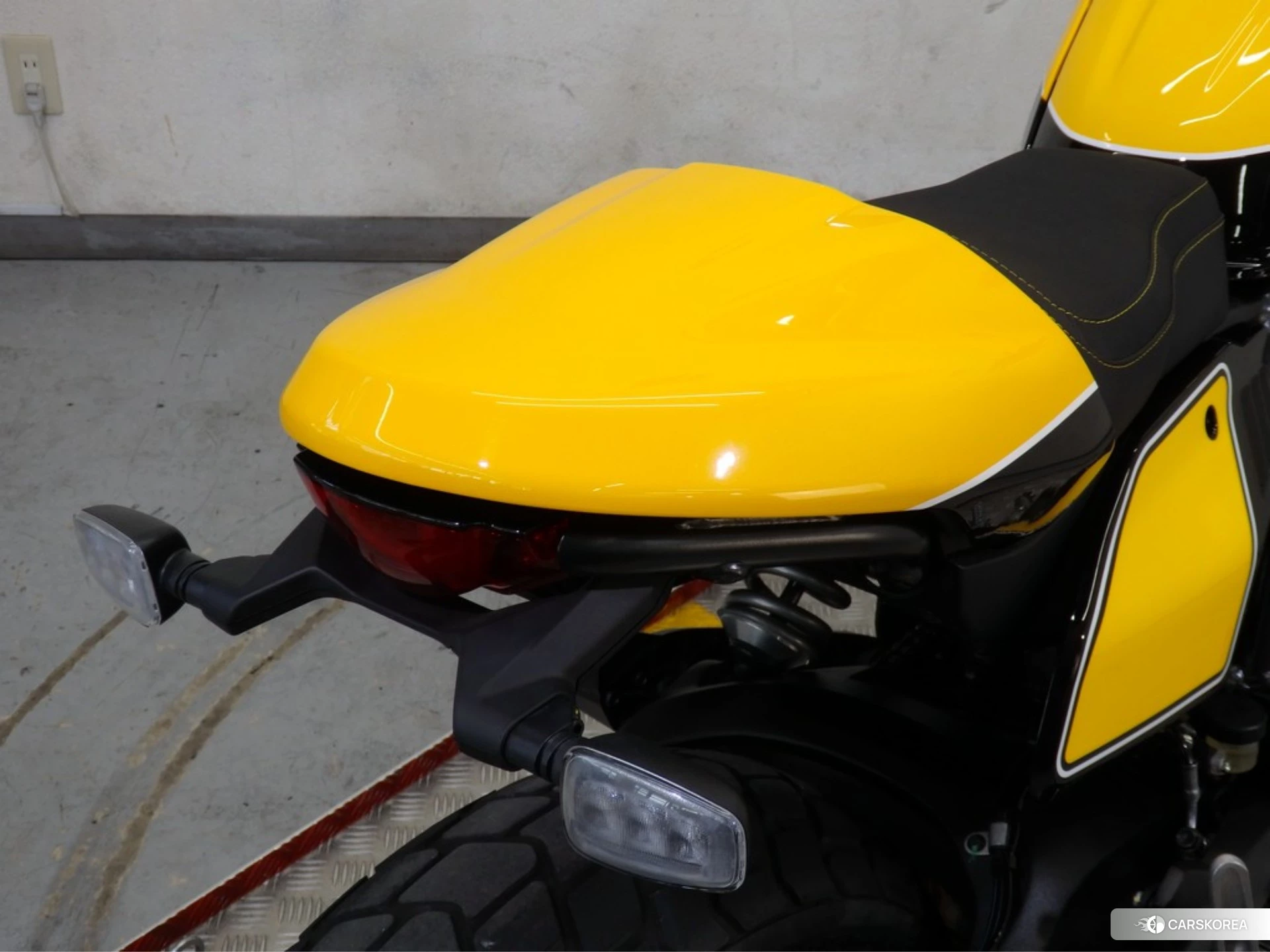 Ducati SCRAMBLER FULL THROTTLE id 4191882 из Японии 30