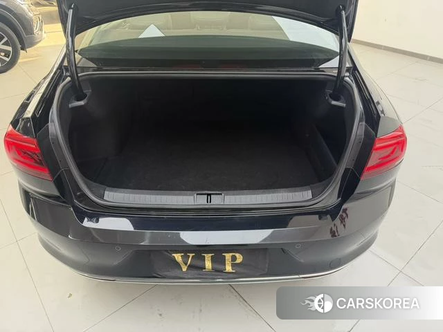Volkswagen Magotan id 3907911 из Китая 19