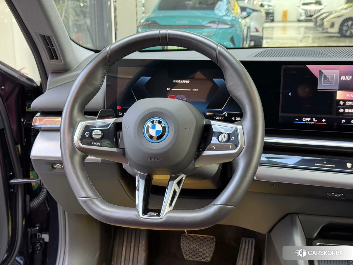 BMW i5 id 4479821 из Китая 21