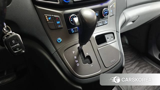 Hyundai The New Grand Starex id 4882232 из Кореи 36