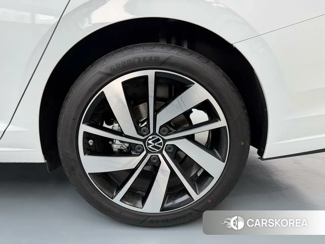 Volkswagen Sagitar id 3969182 из Китая 19