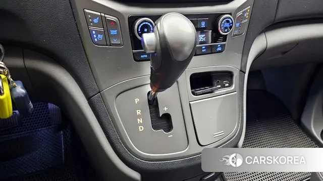 Hyundai The New Grand Starex id 2985873 из Кореи 19