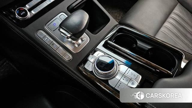 Genesis G90 id 4304903 из Кореи 32