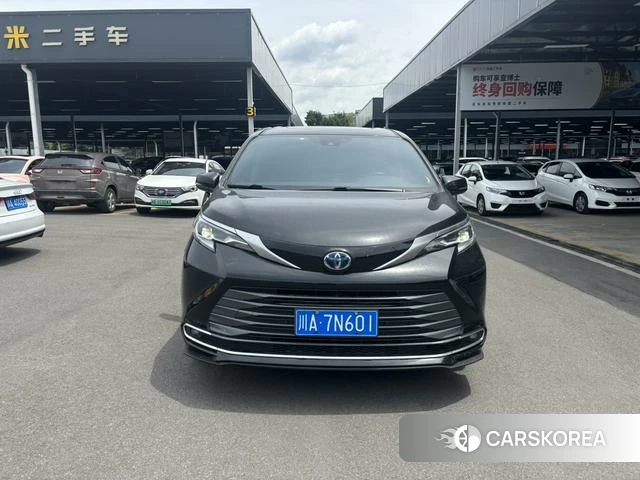Toyota Saina id 4274426 из Китая 10