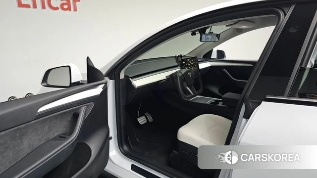 Tesla Model Y id 4691303 из Кореи 33