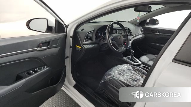 Hyundai Avante AD id 4397985 из Кореи 31