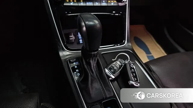 Hyundai Grandeur IG Hybrid id 3351209 из Кореи 19