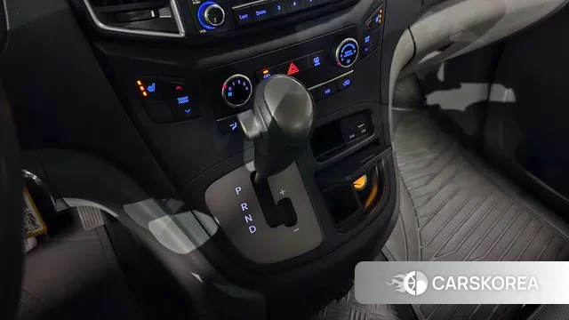 Hyundai The New Grand Starex id 3396859 из Кореи 19