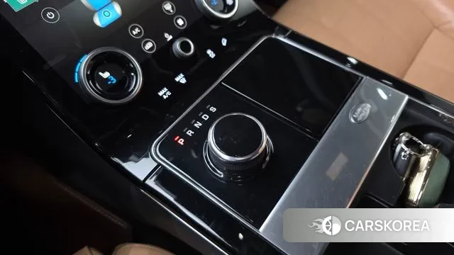 Land Rover Range Rover Velar id 3713894 из Кореи 19