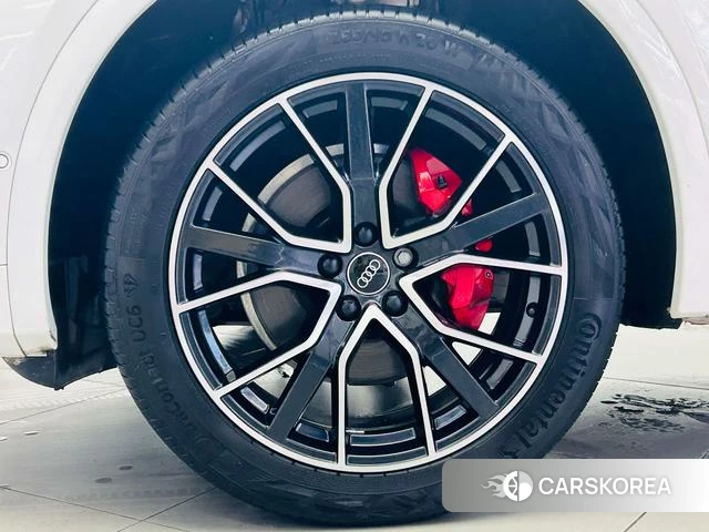 Audi Q5L id 4258805 из Китая 25