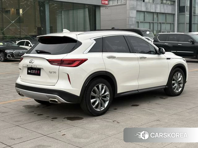 Infiniti QX50 id 4208953 из Китая 17