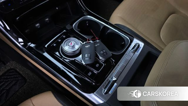 Kia Carnival 4th generation id 4202861 из Кореи 32