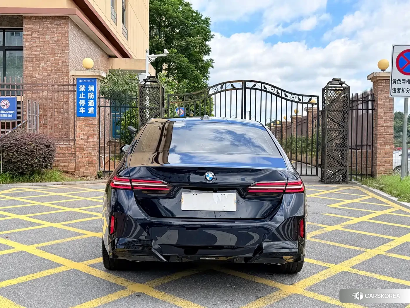 BMW 5 series id 4553756 из Китая 18