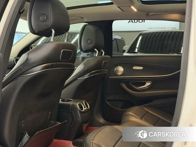 Mercedes-Benz E-class id 3857679 из Китая 9