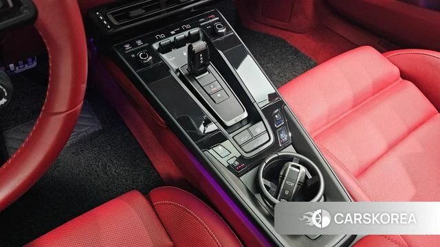 Porsche 911(992) id 4687486 из Кореи 19
