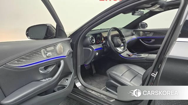 Mercedes-Benz E-Class W213 id 4871759 из Кореи 32