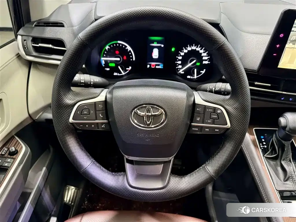 Toyota Sienna id 4599736 из Китая 28