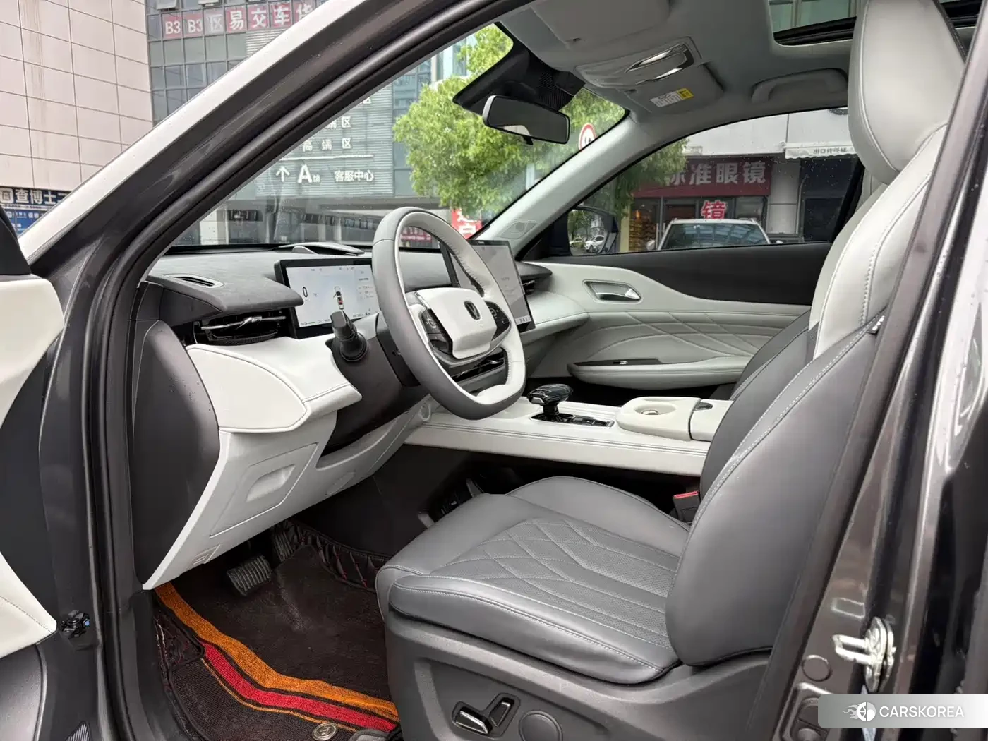 Chang'an Changan UNI-Z New Energy id 4546000 из Китая 14