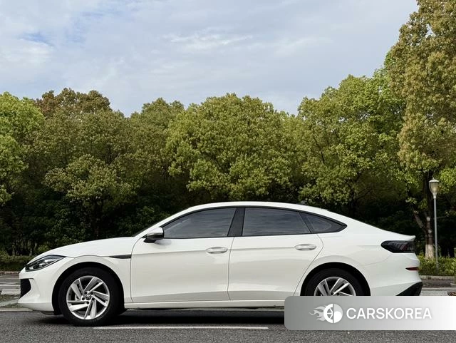 Volkswagen Lingdu id 4290180 из Китая 17