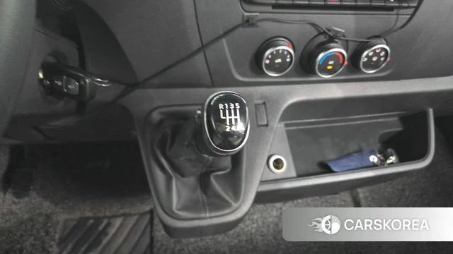 Renault Korea (Samsung) Master id 3893158 из Кореи 19