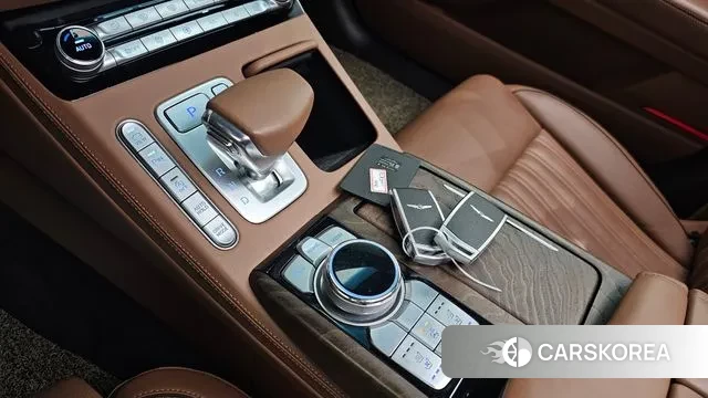 Genesis G90 id 3552106 из Кореи 19