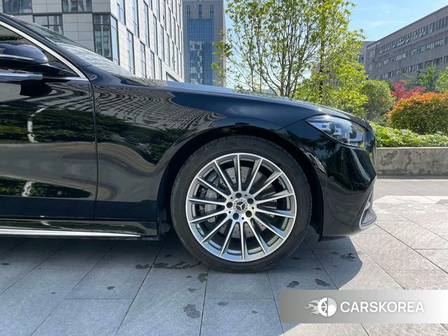 Mercedes-Benz S-class id 4259615 из Китая 23