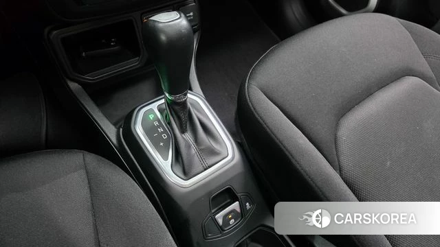 Jeep Renegade id 4495730 из Кореи 30