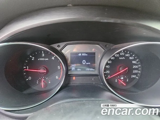 Kia The New Carnival id 2759807 из Кореи 17