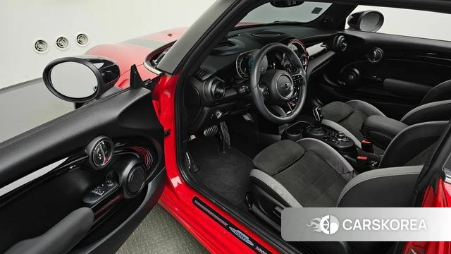 Mini Cooper S id 4243215 из Кореи 30