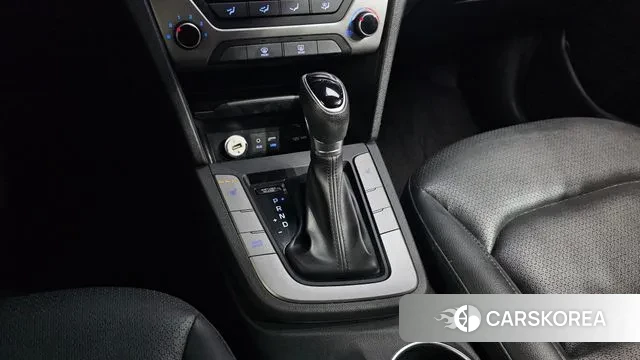 Hyundai Avante AD id 3728783 из Кореи 19