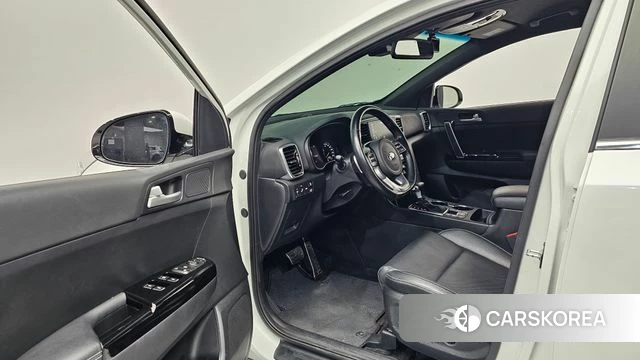Kia Sportage The Bold id 4594453 из Кореи 30