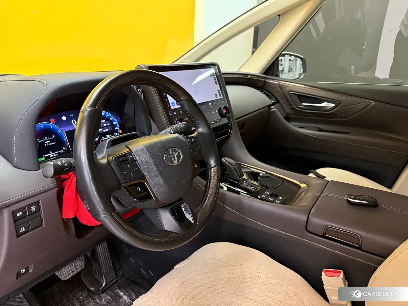 Toyota Elfa id 4622592 из Китая 24