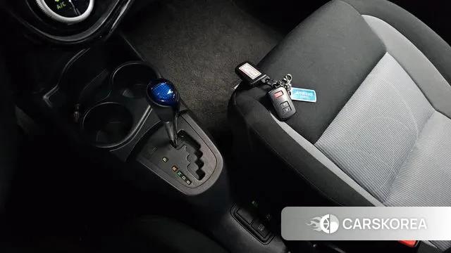 Toyota Prius C id 3379278 из Кореи 19