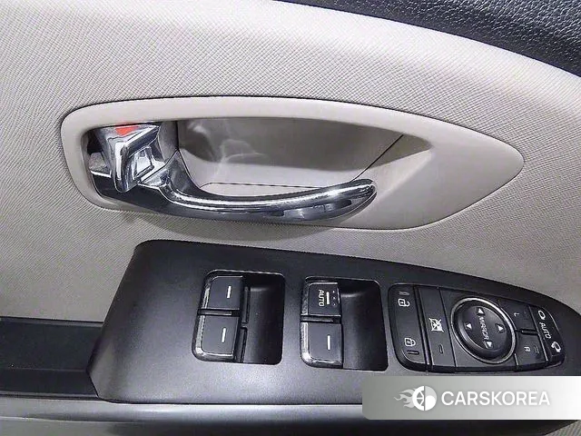 Kia The New Carnival id 2995673 из Кореи 19