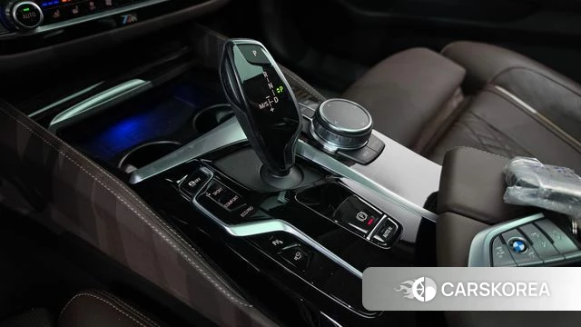 BMW 5 Series (G30) id 4682380 из Кореи 19
