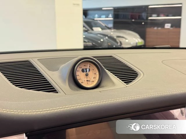 Porsche Macan id 3923076 из Кореи 9