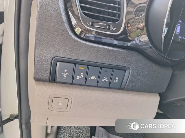 Kia The New Carnival id 3045187 из Кореи 18