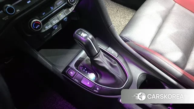 Hyundai Veloster (JS) id 3651125 из Кореи 19