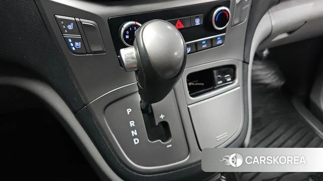 Hyundai The New Grand Starex id 4894798 из Кореи 29