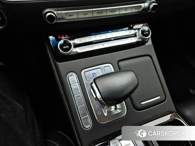 Genesis G90 id 4187556 из Кореи 19