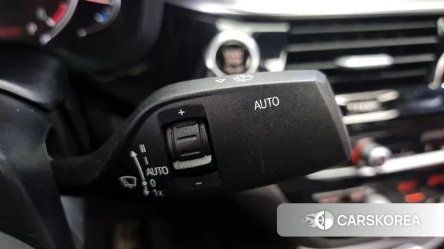 BMW 5 Series (G30) id 3055593 из Кореи 19