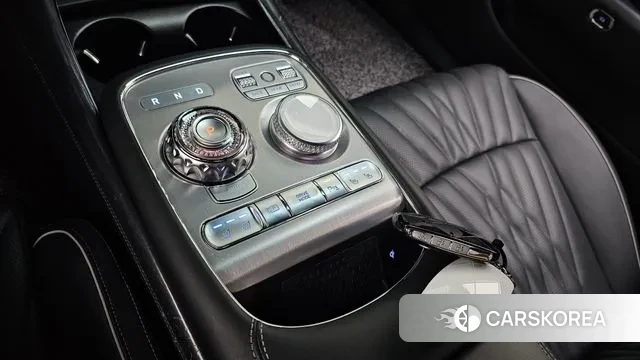 Genesis G90 (RS4) id 3196438 из Кореи 19