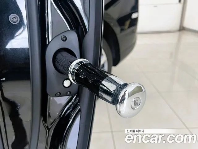 Rolls-Royce Cullinan id 2536129 из Кореи 19