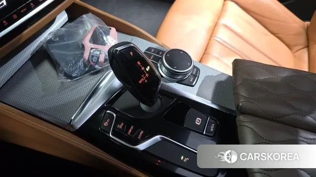 BMW 5 Series (G30) id 3682640 из Кореи 19