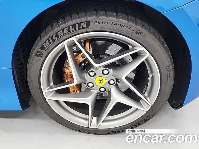 Ferrari F8 Spider id 2699860 из Кореи 19