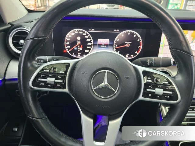 Mercedes-Benz E-Class W213 id 4232980 из Кореи 19