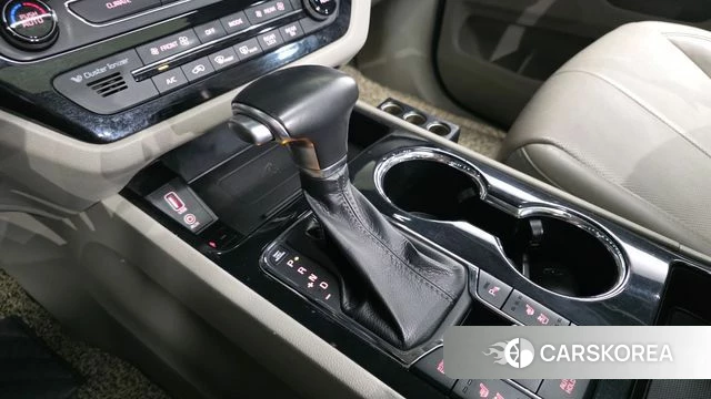 Kia The New Carnival id 4531019 из Кореи 19